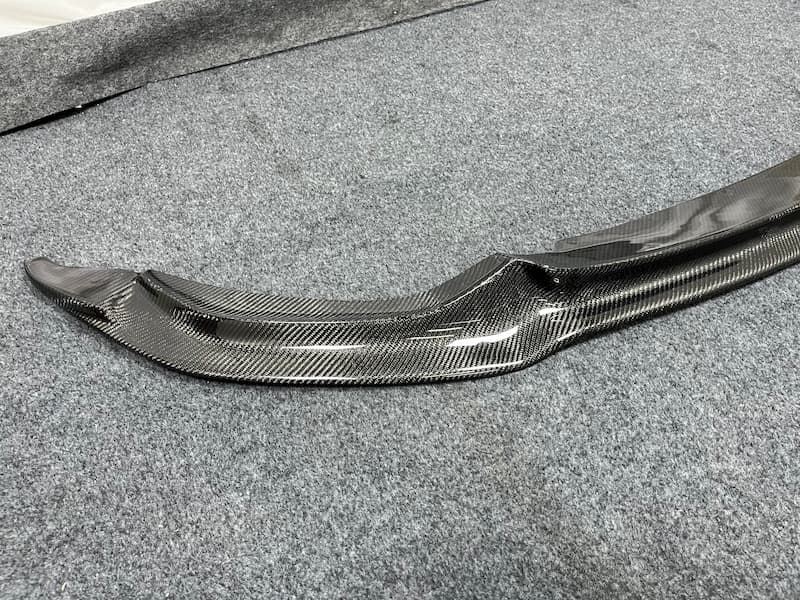 CS Style Anglies Pluošto Priekinis Spoileris (Lip) Skirtas BMW M3 (F80) & M4 (F82/F83)