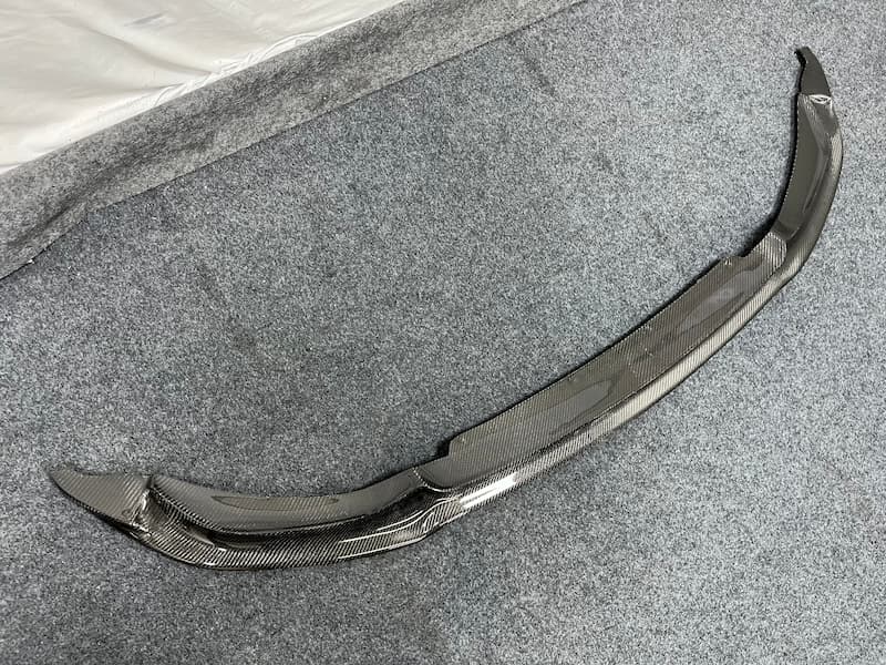CS Style Anglies Pluošto Priekinis Spoileris (Lip) Skirtas BMW M3 (F80) & M4 (F82/F83)